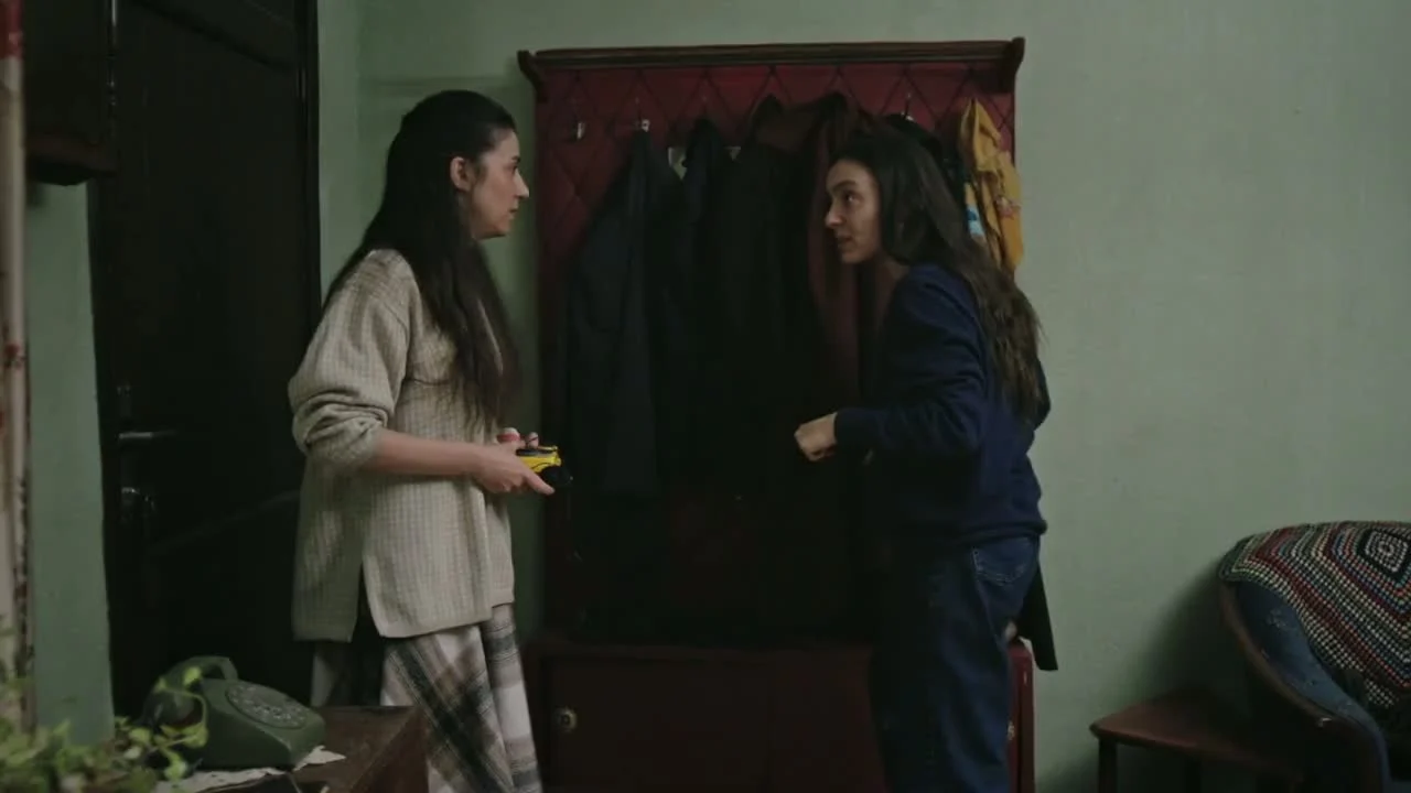 Кадры из сериала Если король проиграет 11 серия 1 сезон (2025)