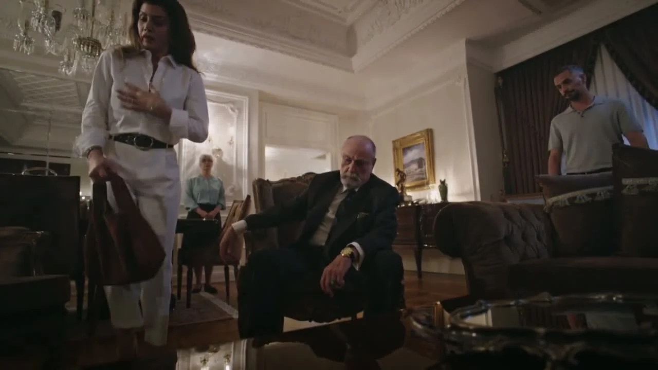 Кадры из сериала Если король проиграет 4 серия 2 сезон (2025)